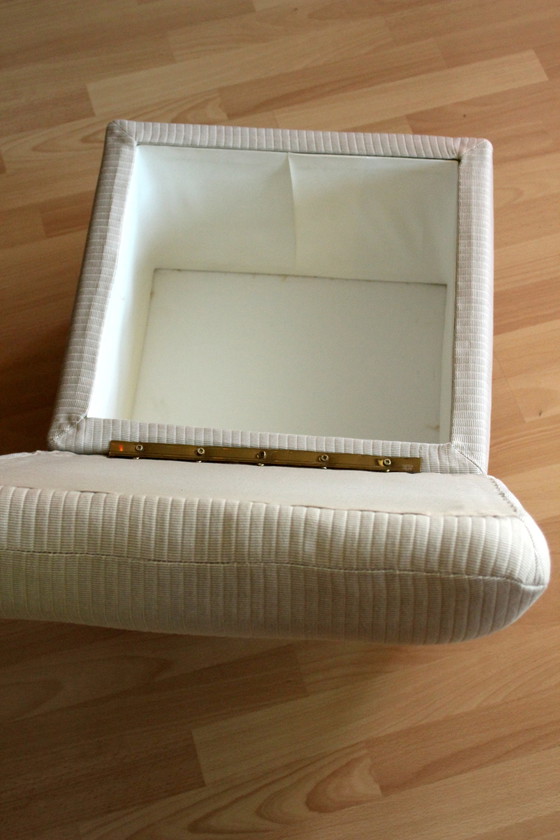 Image 1 of Vintage Schminkhocker