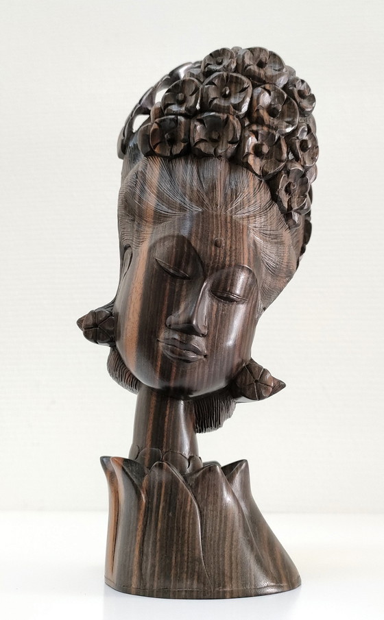 Image 1 of Büste Holz Ebenholz Frau Blumen Kopfschmuck 60er - 70er Jahre