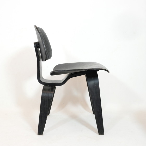 Image 1 of Satz von 4 Vintage-Stühlen aus Holz und Sperrholz von Charles und Ray Eames, 1950er Jahre