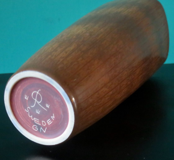 Image 1 of Vase aus Steingut in Braun-, Taupe- und Ockertönen von Gunnar Nylund für Rorstrand. Schweden 1960