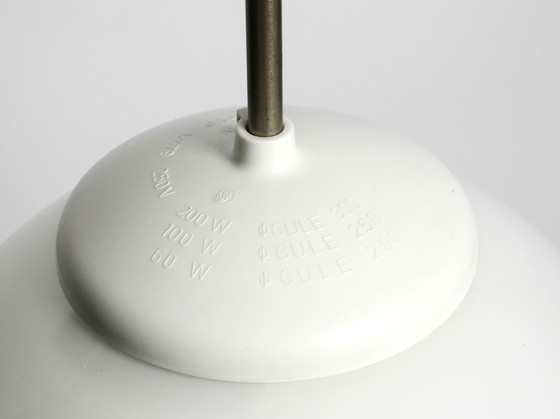 Image 1 of Schöne große Original Mid Century Opalglas Deckenlampe