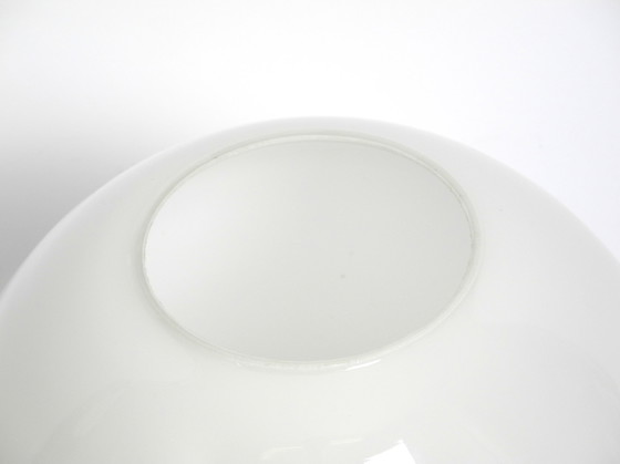 Image 1 of Schöne große Original Mid Century Opalglas Deckenlampe