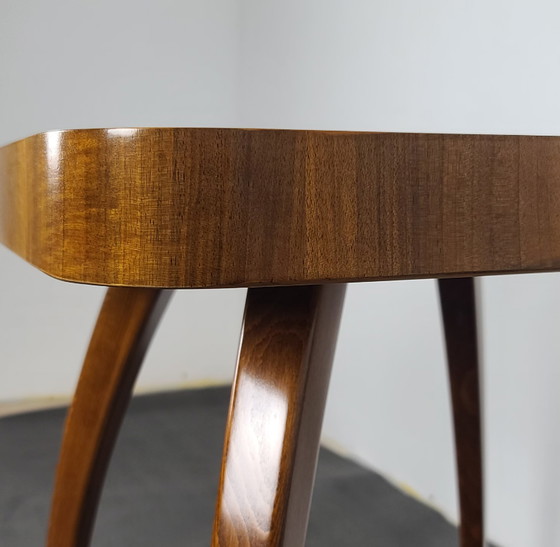Image 1 of UP Zavody Couchtisch H-259 entworfen von Jindrich Halabala
