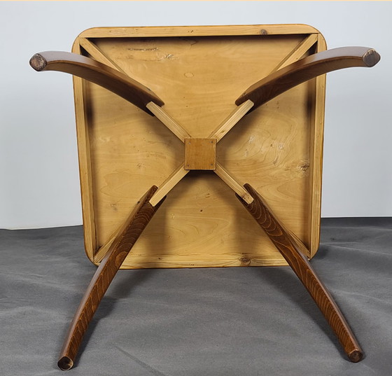 Image 1 of UP Zavody Couchtisch H-259 entworfen von Jindrich Halabala