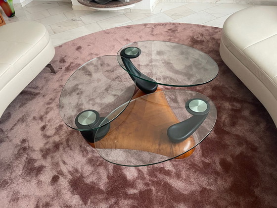 Image 1 of Organisch geformter Design-Couchtisch