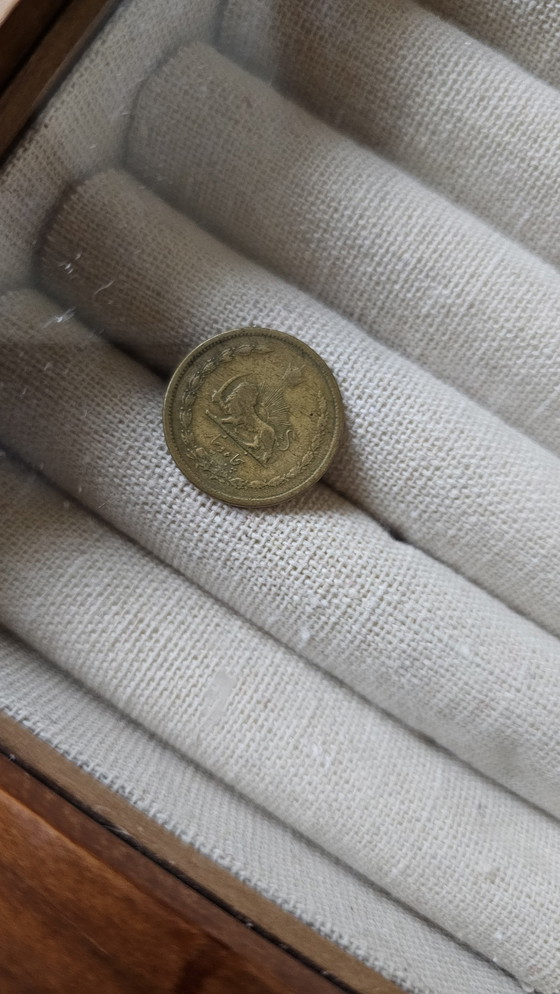 Image 1 of 100 Jahre alte Löwen- und Sonnenmünze