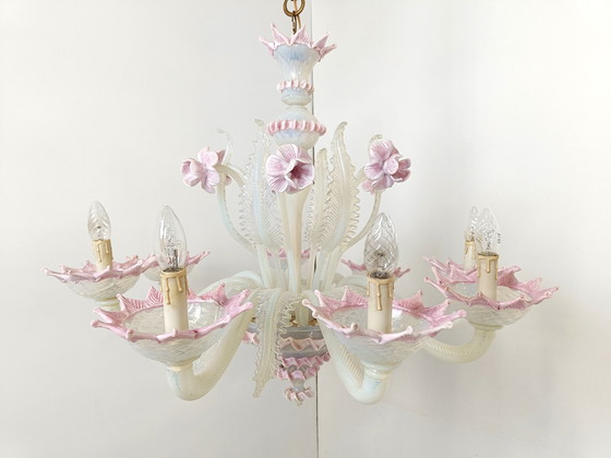 Image 1 of Vintage Kronleuchter aus Glas mit Blumenmuster