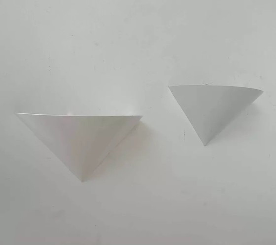 Image 1 of 2X Weiße Metall-Wandleuchten, Frankreich 1970