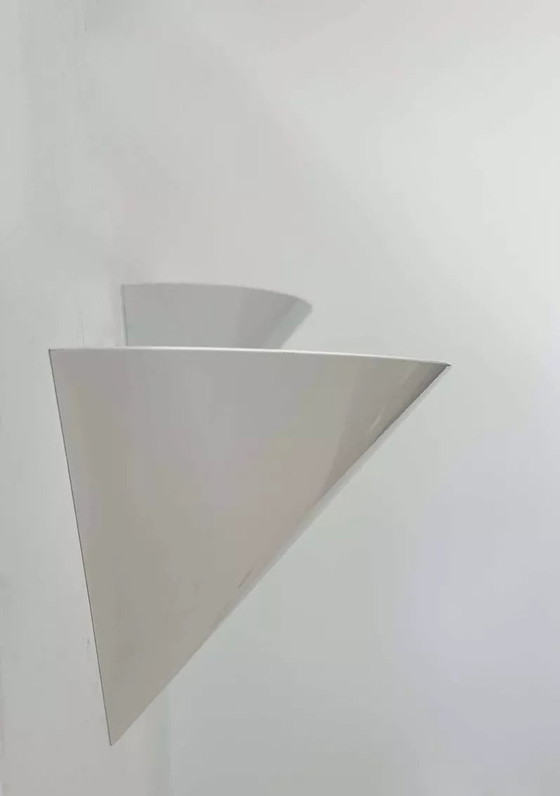 Image 1 of 2X Weiße Metall-Wandleuchten, Frankreich 1970