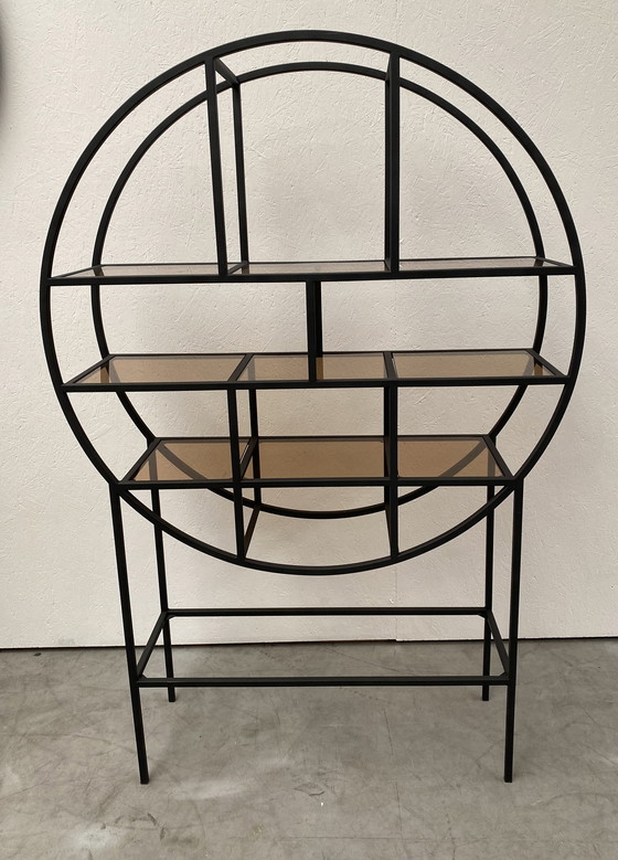 Image 1 of Pols Potten runder Schrank mit Glasetagere