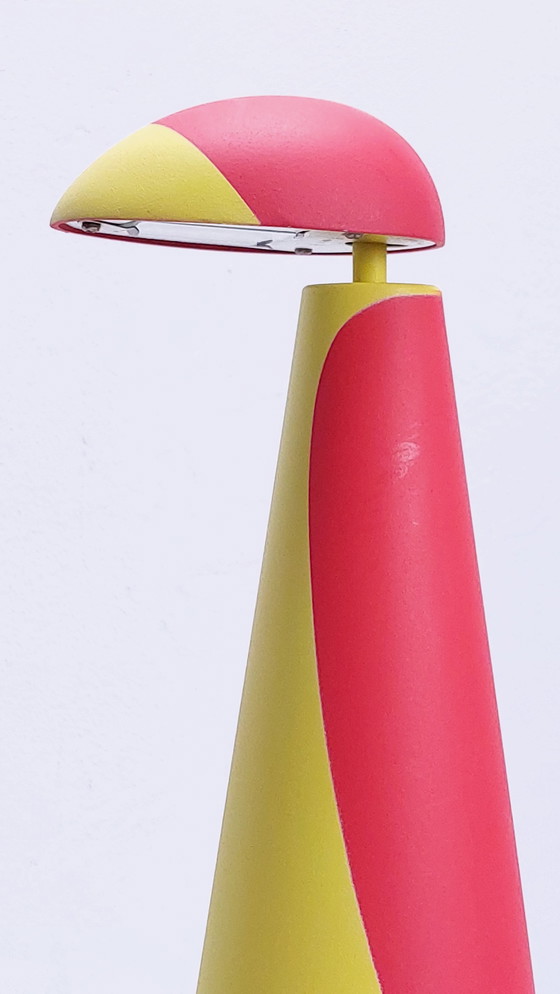 Image 1 of Postmoderne Pinguin Tisch-/Schreibtischlampe