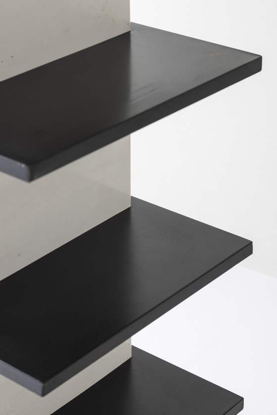 Image 1 of Beeindruckendes Bücherregal / Raumteiler Entworfen von Wim Rietveld für De Bijenkorf, Niederlande 1960er Jahre.