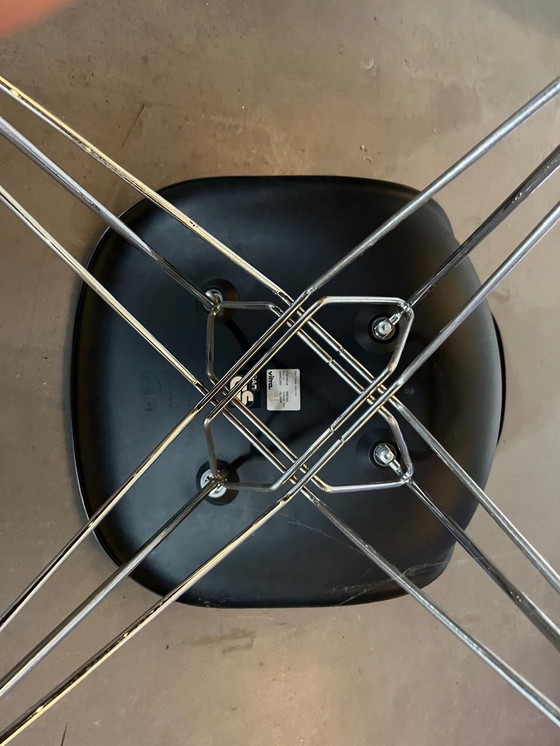 Image 1 of 4x Vitra Eames Original Stühle