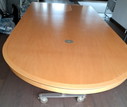 Esstisch Giorgetti, Design Chi Wing Lo