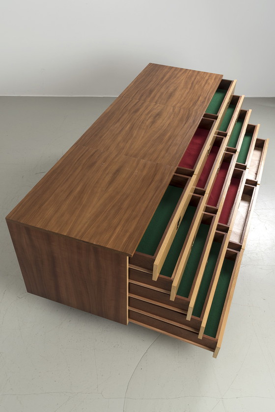 Image 1 of Einzigartiges upgecyceltes Sideboard mit 12 Schubladen