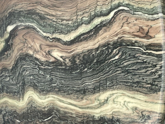 Image 1 of Italienischer Cipollino Marmor Niere Oval Beistelltisch, 1970S