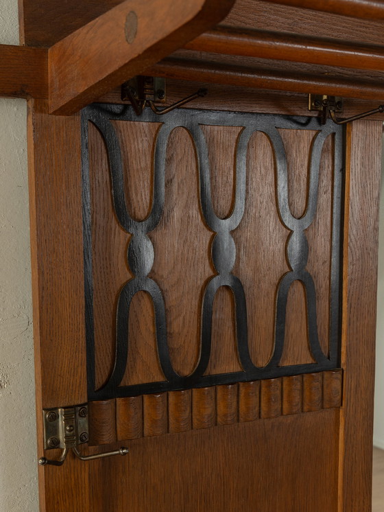 Image 1 of  Art Deco Kleiderständer