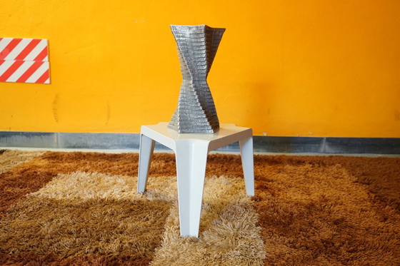 Image 1 of Skulpturale Vintage Bodenvase aus Massivem Aluminium, Deutschland, 1960er 