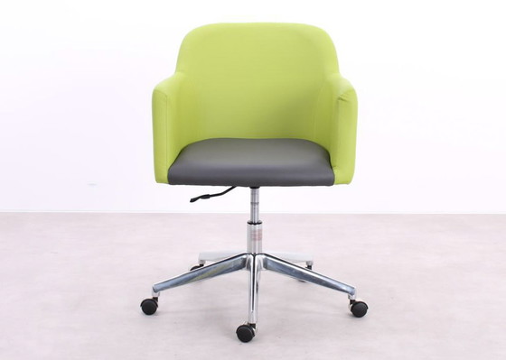 Image 1 of Konferenzstuhl Nowy Styl Athena