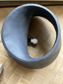 Stehleuchte aus schwarzem Beton für Innenräume Eaunophe L Patrick Paris Serax