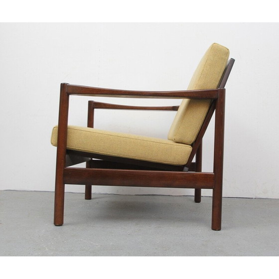 Image 1 of Mid Century Sessel aus Nussbaumholz in Gelb - 1960er Jahre