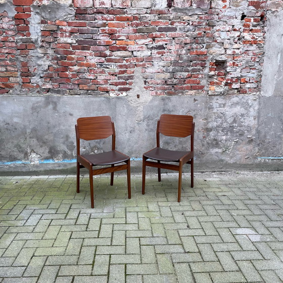 Image 1 of 2x alte Teakholzstühle