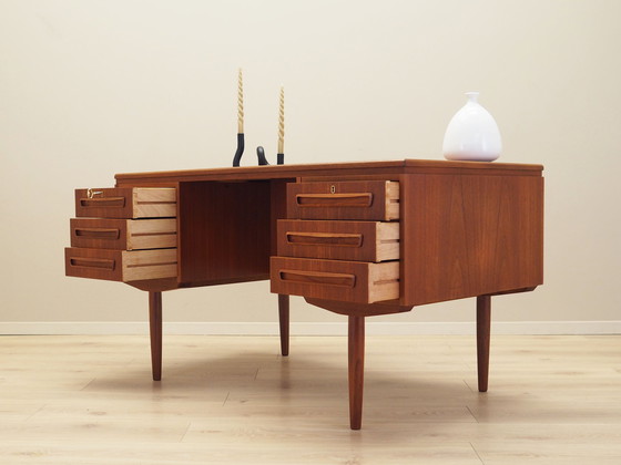 Image 1 of Teakholz-Schreibtisch, Dänisches Design, 1970er Jahre, Produktion: Dänemark