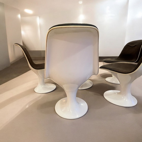 Image 1 of Herman Miller/Vitra Space Age Klassiker -  7Tlg. Orbit-Serien Ensemble Mit 6 Stühlen Und Tisch.