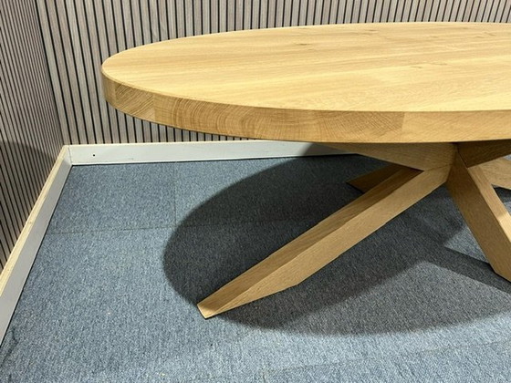 Image 1 of Eiche Couchtisch Oval Spider Leg