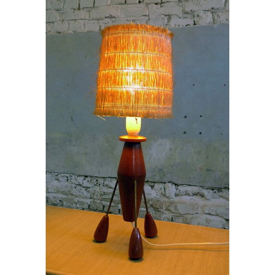 Image 1 of Vintage-Tischlampe aus Teakholz und Messing, 1960er Jahre