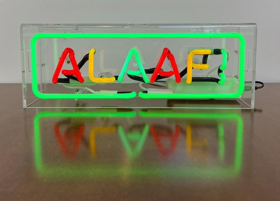 Image 1 of Neonlichtzeichen 'Alaaf' rot/gelb, nach 2020