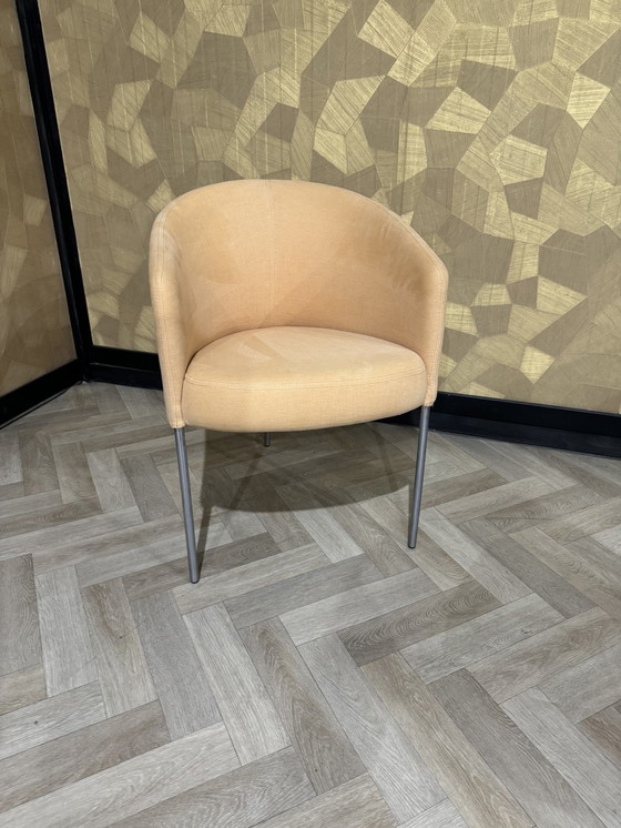 Image 1 of 3x Artifort Megan Stuhl