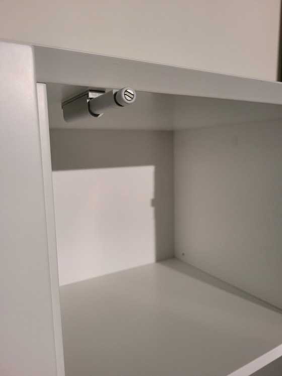 Image 1 of E- Design Sideboard mit TV-Lift