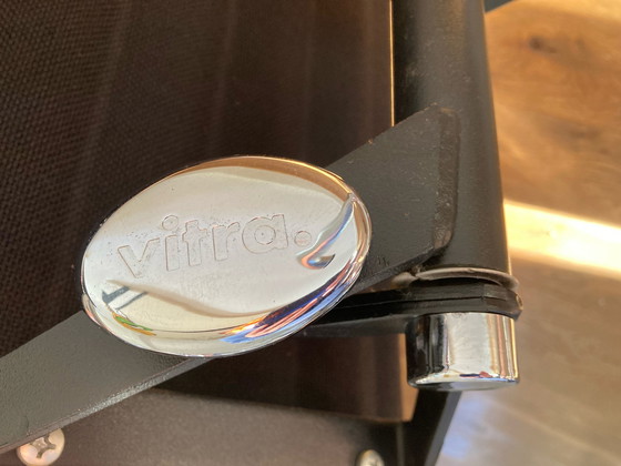 Image 1 of VITRA EA124 Eames-Loungesessel