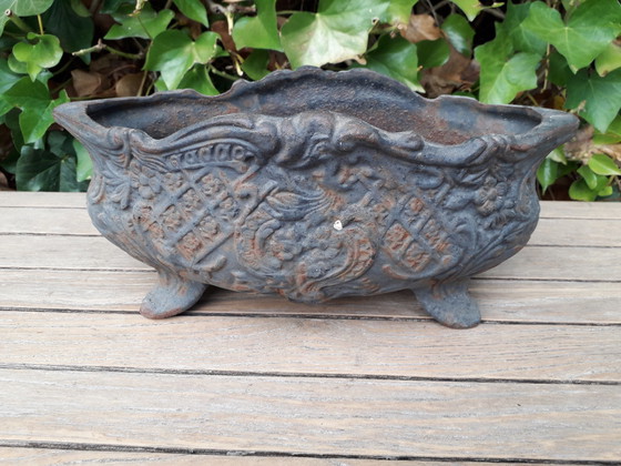 Image 1 of Brocante Gusseisen Garten Vase 30 cm lang