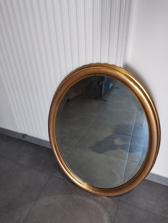 Image 1 of Großer Und Eleganter Vergoldeter Ovaler Spiegel Mit Abgeschrägtem Spiegelglas