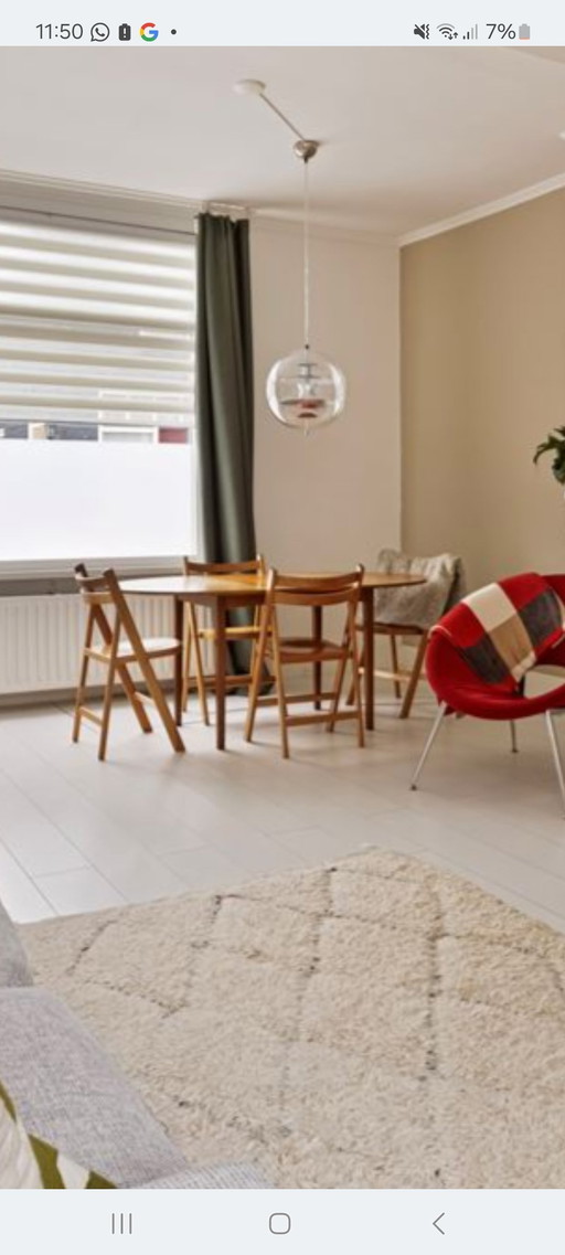 Dänischer Vintage-Tisch aus der Jahrhundertmitte