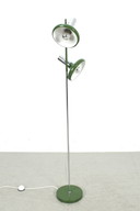 Grüne Stehlampe aus den 70er Jahren