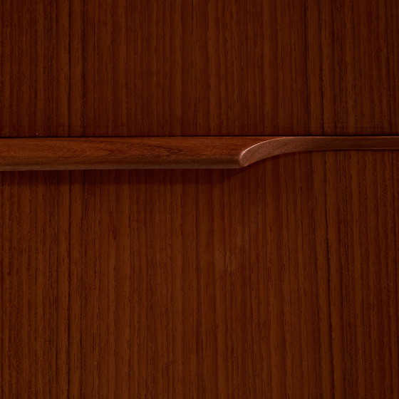 Image 1 of Mk10651 Restaurierte Teakholzkommode