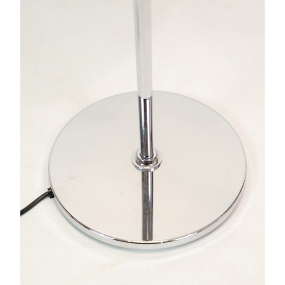 Image 1 of Vintage Stehleuchte aus Chrom und Opalglas von Poul Henningsen für Louis Poulsen