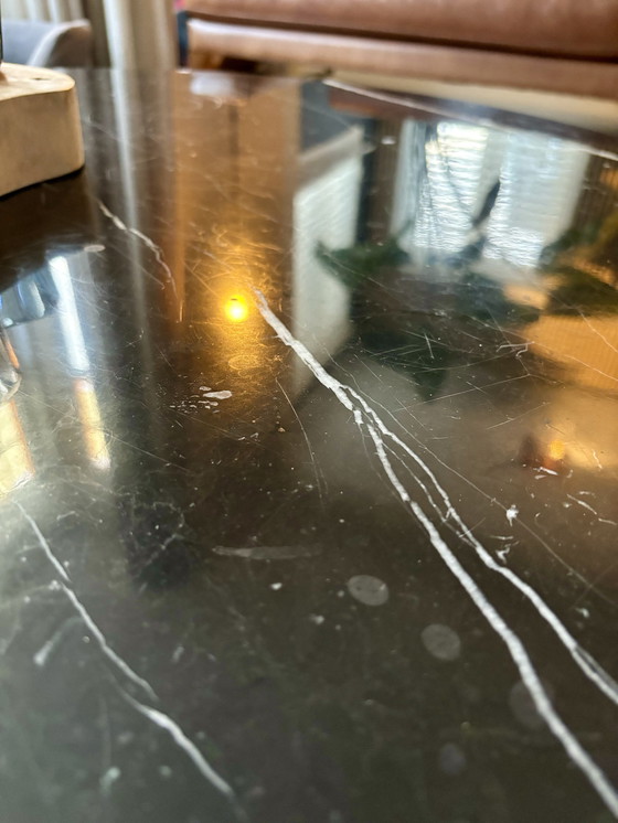 Image 1 of Möblierte Marmor-Couchtische (79 und 58 Cm)