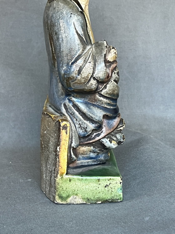 Image 1 of Unsterblich, Ming-Dynastie glasierte Keramik Würdenträger Fahua, signiert. 17. Jahrhundert, glasiert Ming-Dynastie,
