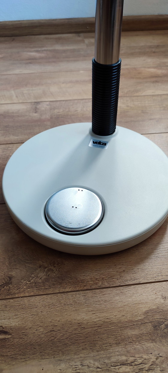 Image 1 of Weltraumzeitalter Velca Hocker Golf Lucci & Orlandini Creme