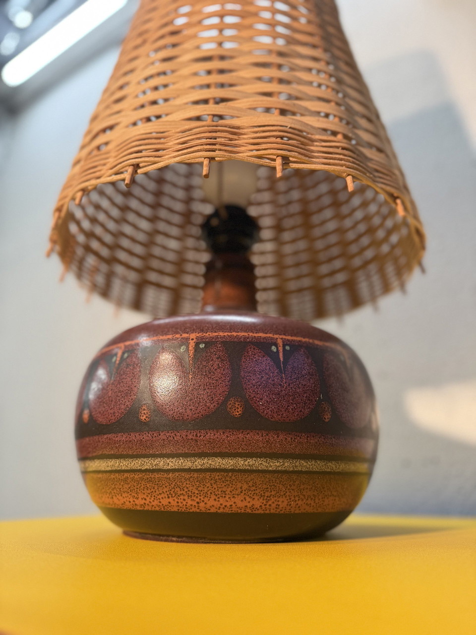 Ceramic base lamp sale