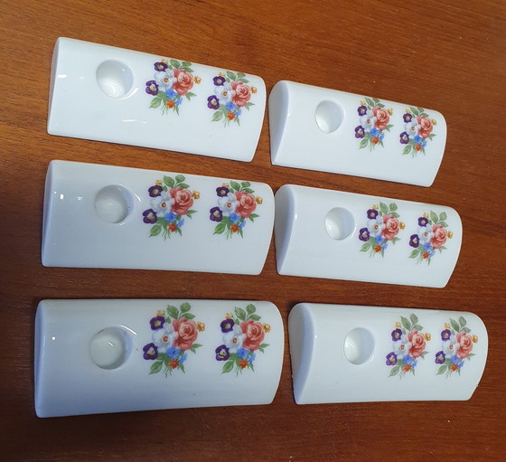 Image 1 of 1874 Romantische Porzellan Mini Kerzenleuchter mit Blumen