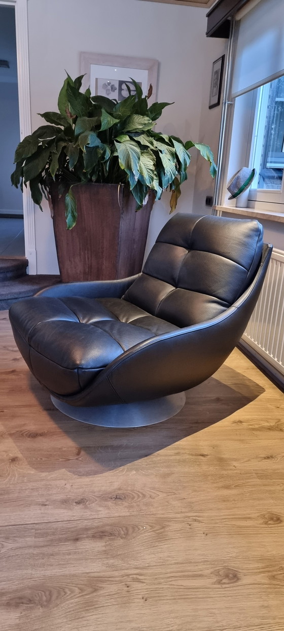 Image 1 of 2 Chateau d'Ax-Sessel