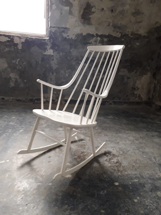 Image 1 of Lena Larsson Schaukelstuhl, hergestellt von Nesto, schwedisches Design.