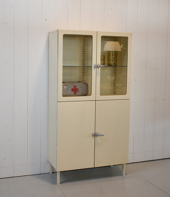 Image 1 of Vintage-Apothekerschrank - Vitrine