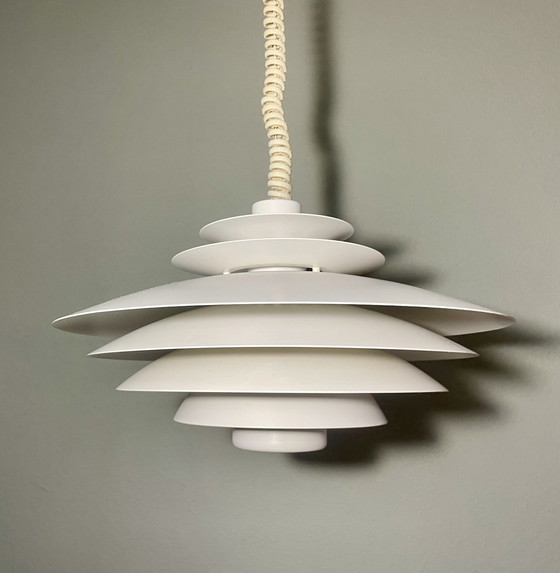 Image 1 of Form Licht