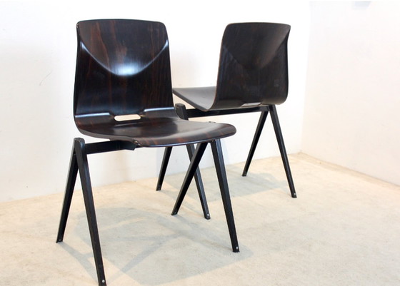 Image 1 of Lagerbestand des stapelbaren Pagholz Galvanitas S22 Industrial Diner Chair in Wenge